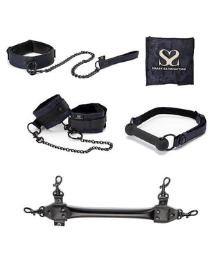Open image in slideshow, Luxury Collar And Leash Bondage Set
